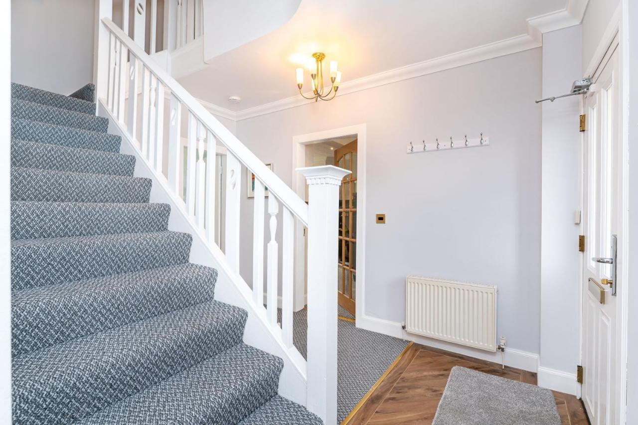 New Four Bedroom House - All Rooms Ensuite Stirling Eksteriør bilde