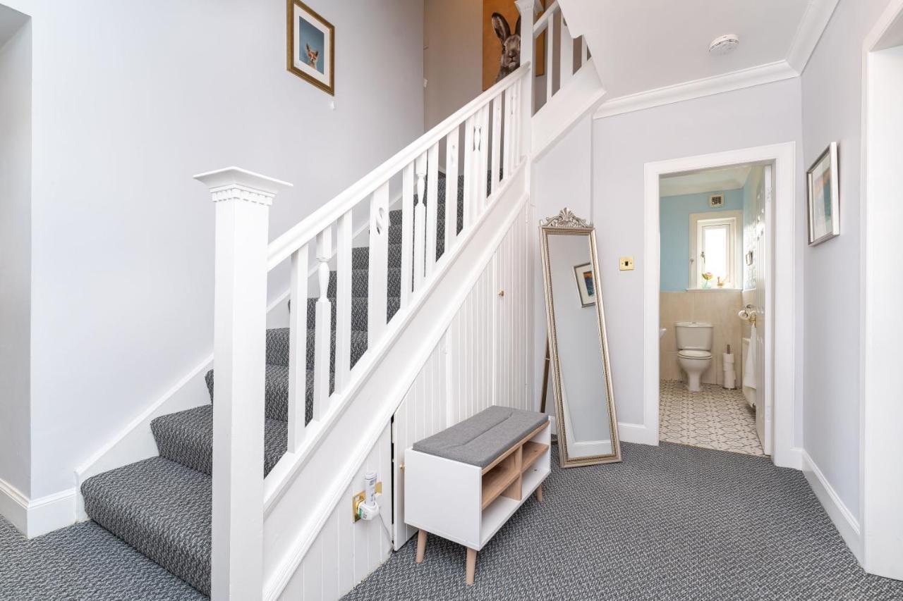 New Four Bedroom House - All Rooms Ensuite Stirling Eksteriør bilde